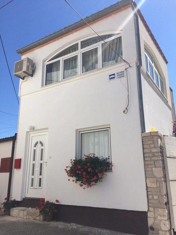 Apartment Senada Premantura Exterior photo